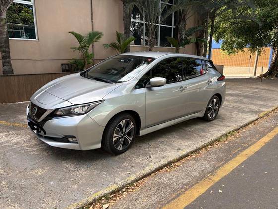 NISSAN LEAF B12P 40 ELÉTRICO